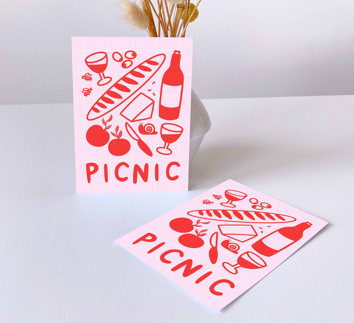 'Picnic with friends' Postcard