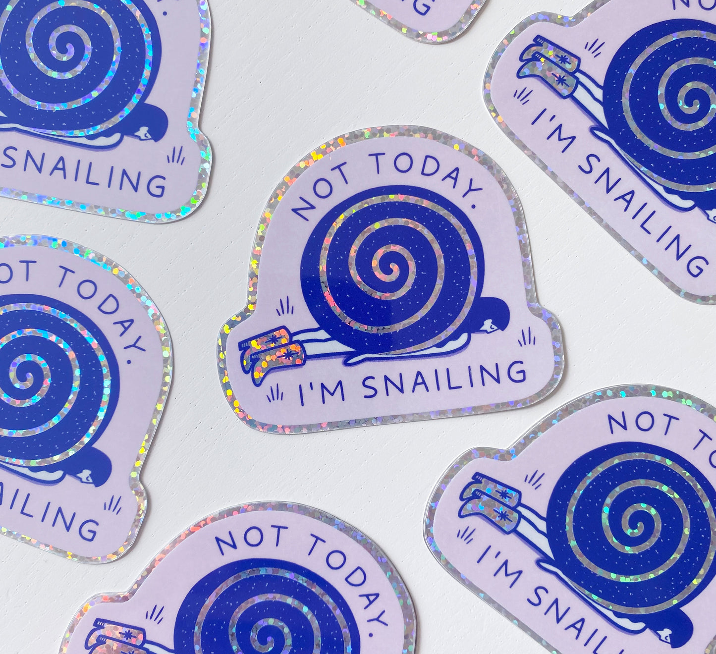 Glittery vinyl 'Snailing' sticker! Perfect for decorating laptops or notebooks. Water and UV- resistant. Glitzernder Vinyl-aufkleber 'Not Now I'm Snailing'! Perfekt zum Dekorieren von Laptops oder Notebooks. Wasser- und UV-beständig. Sales support nature conservation through European Rewilding projects!