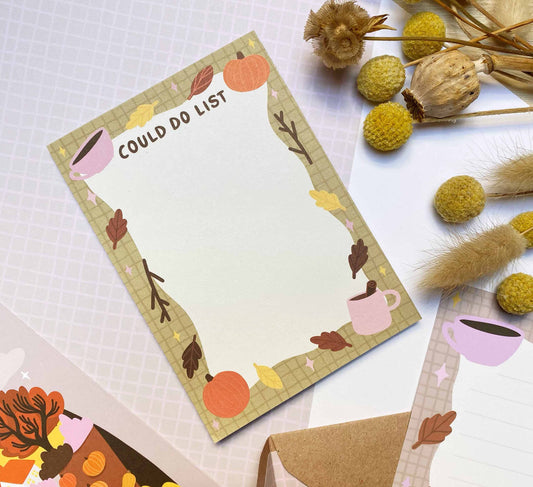 Stay organised without the pressure with an adorable autumn-themes 'Could Do' list - perfect for combatting the infamous Sunday Scaries! A6 Notepad 50 sheets Made using 80gsm recycled paper (Blauer Engel, PEFC) Bleib ohne Druck organisiert mit dieser niedlichen 'Could Do' list!Sustainably-made and designed by an independent artist. Sales support nature conservation through European Rewilding projects!