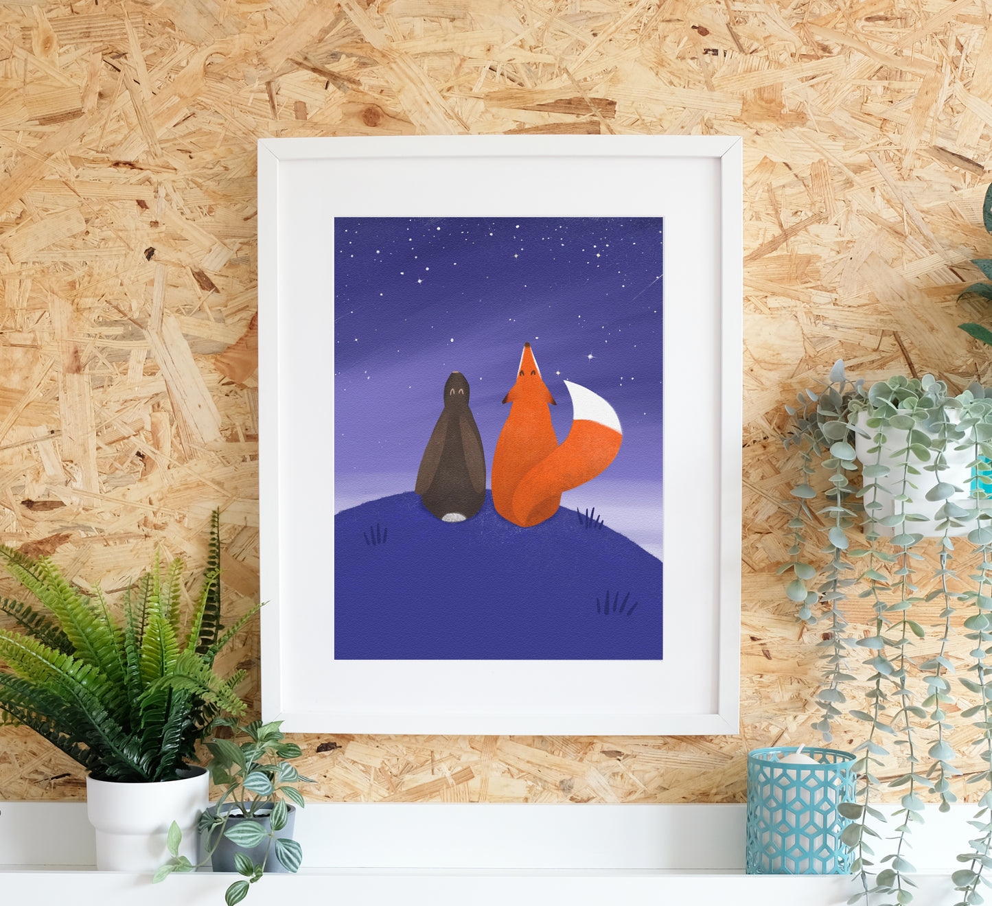 Magischer Druck eines Fuchses und eines Hasen, die gemeinsam zu den Sternen blicken. Magical art print of a fox and hare gazing up at the stars together.